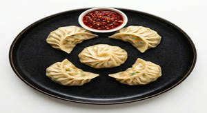 Classic Chicken Momos Steamed (6 Pcs)