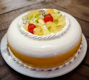 Fresh fruit exotic cake