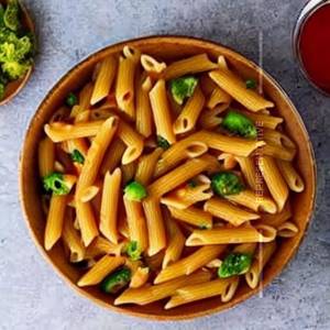 Veg Cheese Schezwan Sauce Pasta