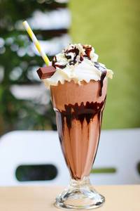 Kitkat milkshake
