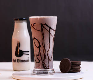 Chocolate Oreo Shake