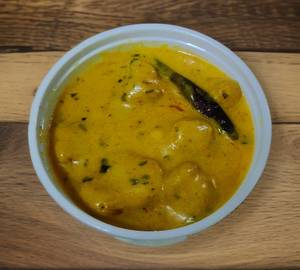 Traditional Kadhi Pakoda