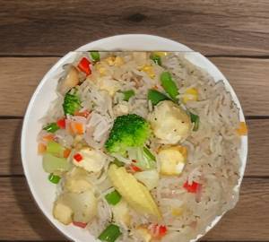 Paneer with Vegetables Fried Rice