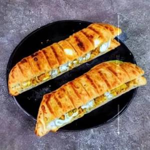 Paneer Tikka Croissant N Cheese Sandwich