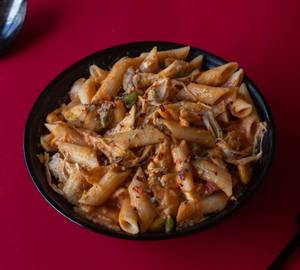 Red Sauce Chicken Pasta