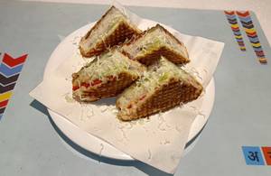 Veg Cheese Grill Sandwich