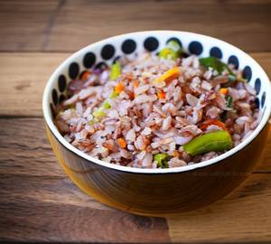 Sivapu aval upma