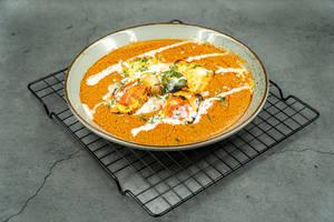 Paneer Tikka Masala + 2 Butter Laccha Paratha