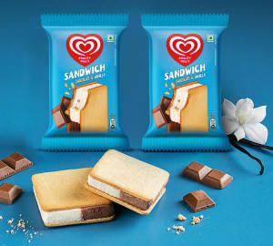 Sandwich Chocolate And Vanilla [90Ml X 2Pcs]