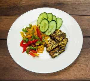 Mixed Bell Pepper & Pesto Cottage Cheese  And Cucumber Protein Bowl
