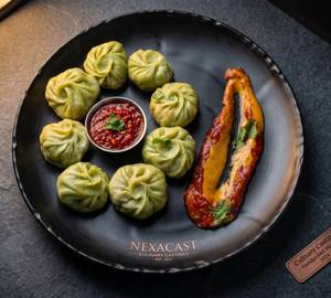 Veg Momos (6 pcs)