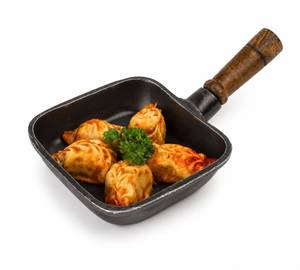 Schezwan Chicken Momos