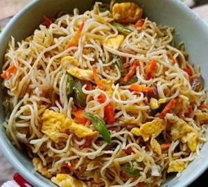 Double egg cheese maggi