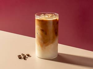 Iced Latte (with Oat Milk)