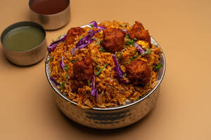 Schezwan Chicken Fired Rice