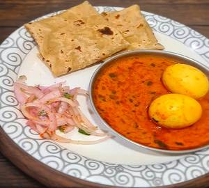 Egg Curry (2Eggs) With 5  Roti