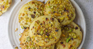 Kesar Pista Cookies 250gm