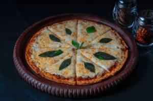 Classic Margherita Pizza