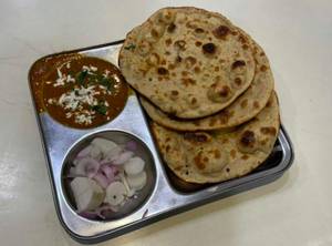 Dal Makhani With 3 Roti [Serves 1]