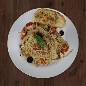 Speghetti Aglio Olio Chicken