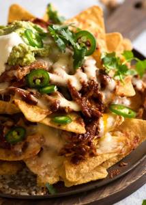 Cheese nachos