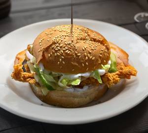 Crispy chicken burger