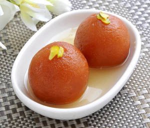Gulab Jamun [ 2 pieces]
