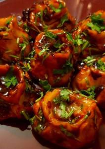 Hot Garlic Momos