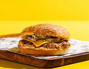 Classic Cheeseburger