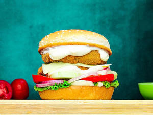 Peri peri cheese burger