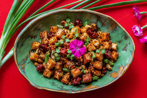 Lantern Chili And Peanuts Fish