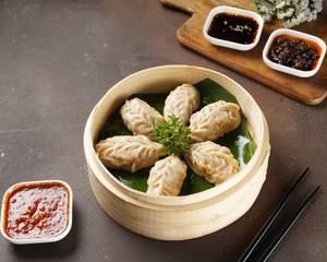 Chicken Szechuan Momos