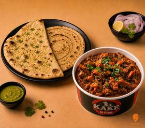 Tawa Chicken With 1 Garlic Naan and 1 Lacha Paratha