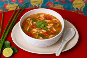 Tom Yutom Yum Chicken