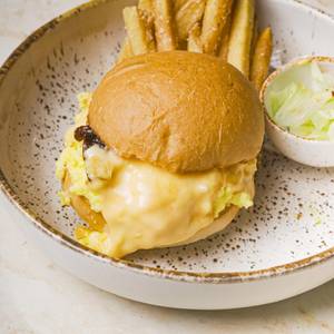 Scrambled Egg Burger