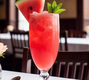 Watermelon Mint Sparkle Mojito [350 Ml]