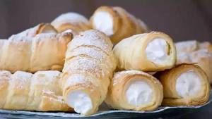 Cream Roll