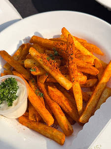 Peri peri cheesy fries