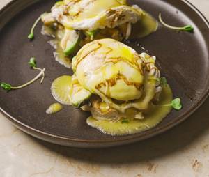 Avocado Eggs Benedict