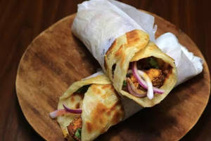Butter chicken roll