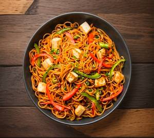 Paneer Hakka Noodles