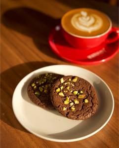 Chocolate Pistachio Cookie