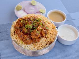 Hyderabadi Mushroom Biryani 1000Ml