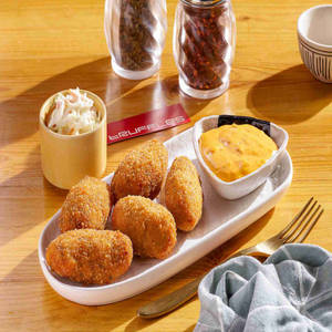 Chicken Jalapeno & Cheese Poppers