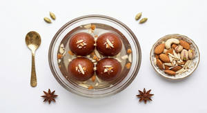 Gulab Jamun (75 Gms)