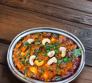 Kaju Gathiya [Serves 2]
