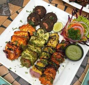 Tandoori Veg Platter