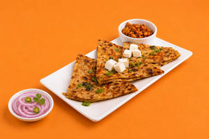 Paneer Pyaaz Parantha