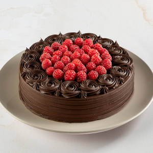 Fresh Raspberry Traditional Chocolate Gateau