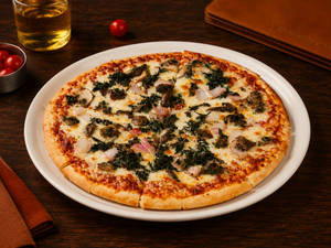 Grilled Mushroom with Spinach and Onions Pizza [11 inches]